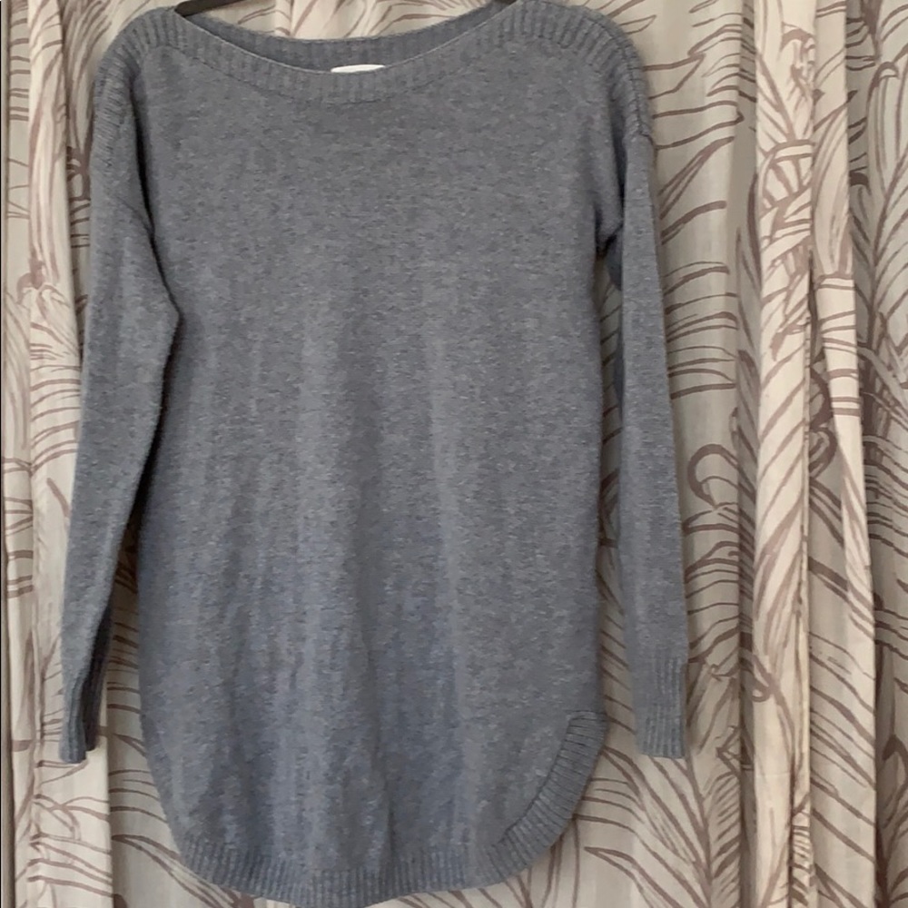 Knit sweater
